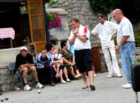 Concours de p�tanque � Archail (04)